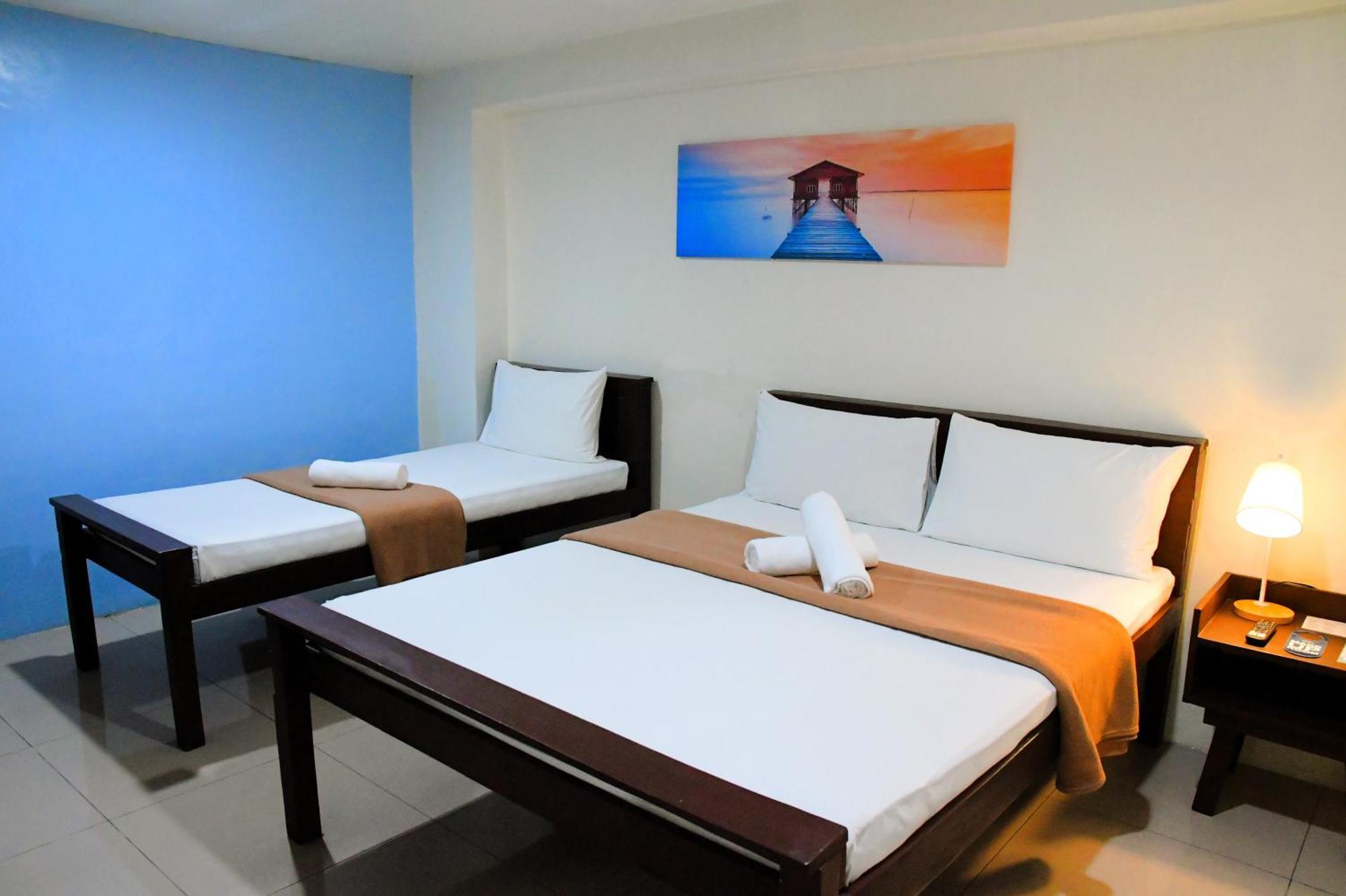 Arzo Makati Hotel