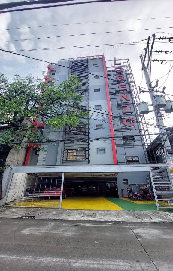Arzo Makati 2*