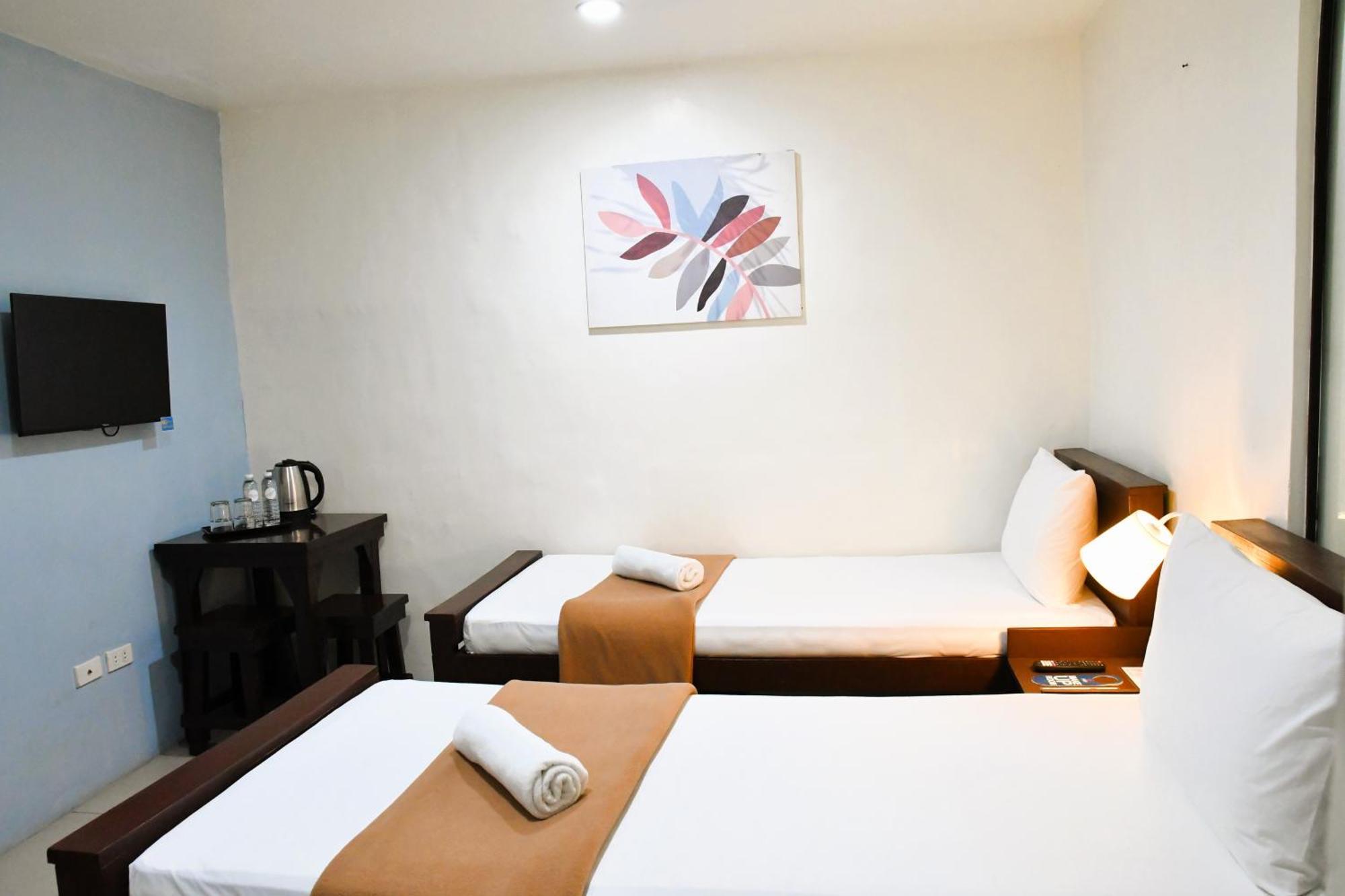 Arzo Makati