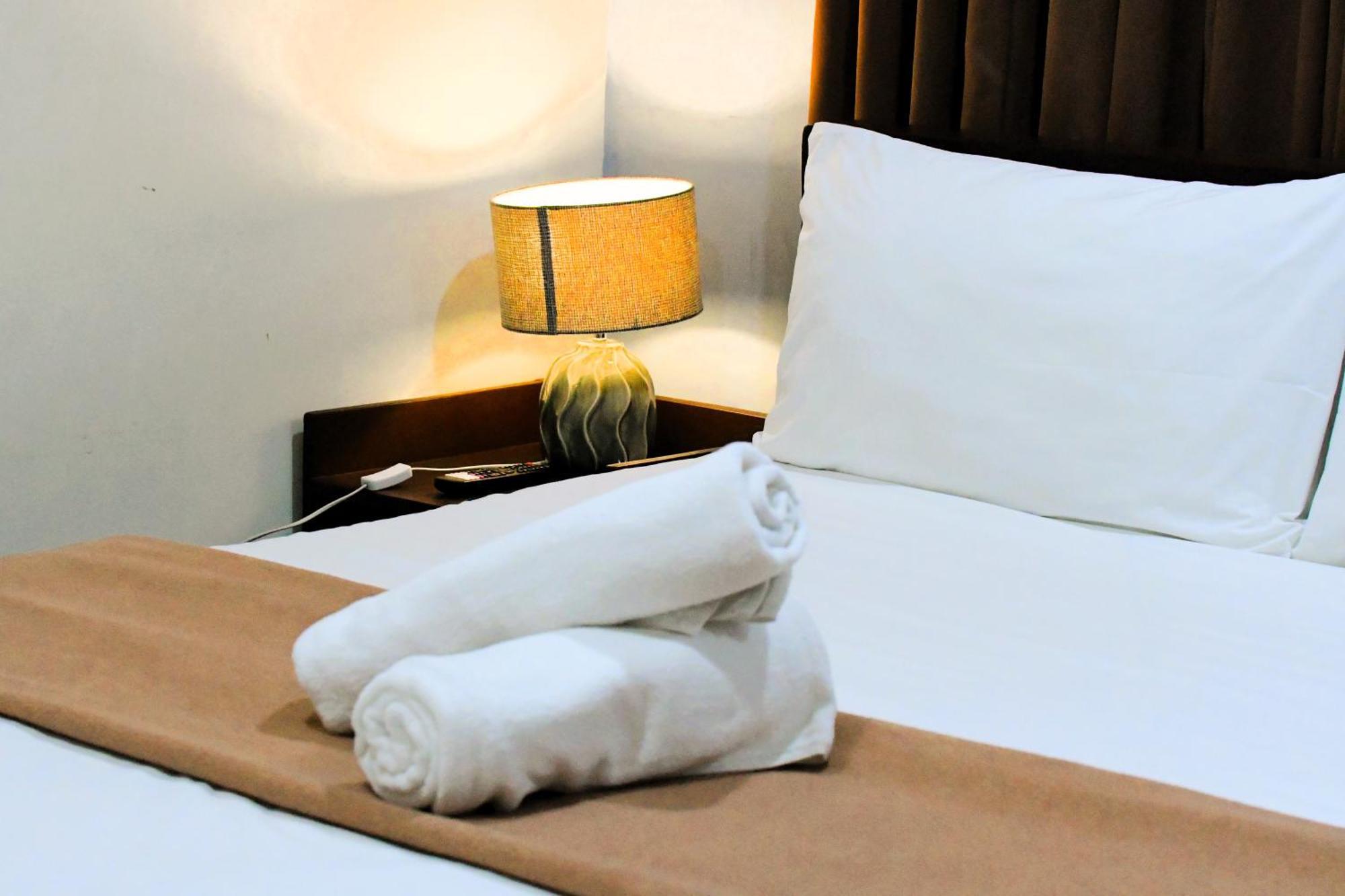 Arzo Makati 2* Makati City